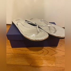 Brand new Stuart Weitzman silver metallic flip flop sandals - size 9